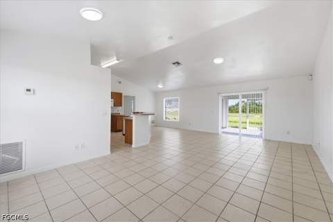 422 NW 11th Ter, Cape Coral FL - photo 12 of 25