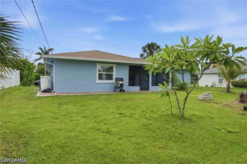 3 bedroom SingleFamilyResidence at 5160 31st Ave SW, Golden Gate City, Naples — photo 3