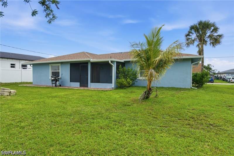 3 bedroom SingleFamilyResidence at 5160 31st Ave SW, Golden Gate City, Naples — photo 5