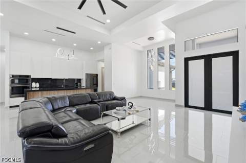 18 NE 6th St, Cape Coral FL - photo 8 of 31