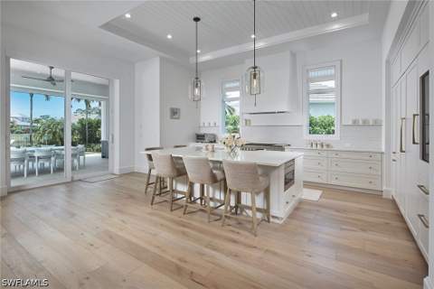 16764 Enclave Cir, Naples FL - photo 13 of 47