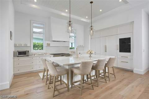 16764 Enclave Cir, Naples FL - photo 14 of 47