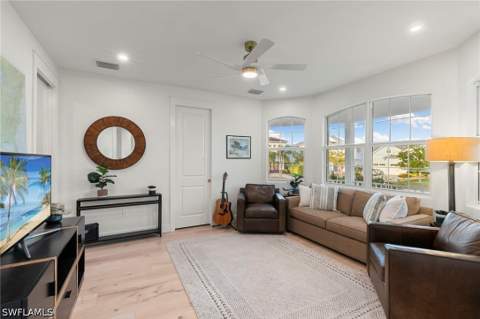 1794 Holiday Ln, Naples FL - photo 18 of 45