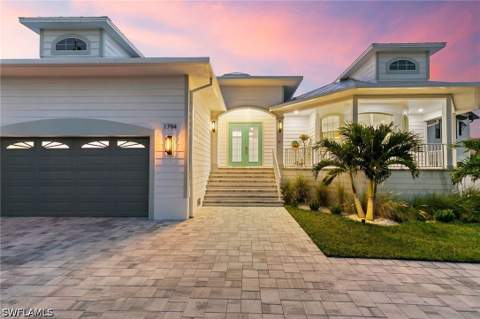 1794 Holiday Ln, Naples FL - photo 7 of 45