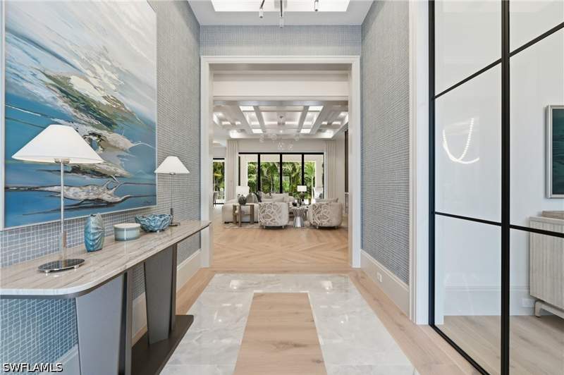 4 bedroom SingleFamilyResidence at 636 Fountainhead Ln, Park Shore, Naples — photo 4