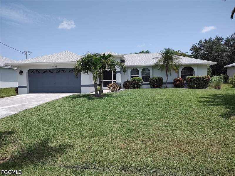 3 bedroom SingleFamilyResidence at 2919 SW 25th St, Cape Coral, Cape Coral — photo 2
