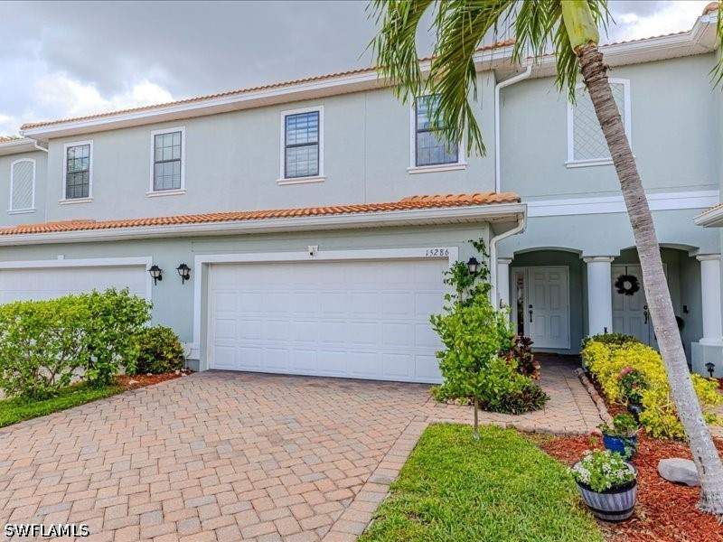 3 bedroom Townhouse at 15286 Summit Place Cir 175, Summit Place, Naples — photo 2