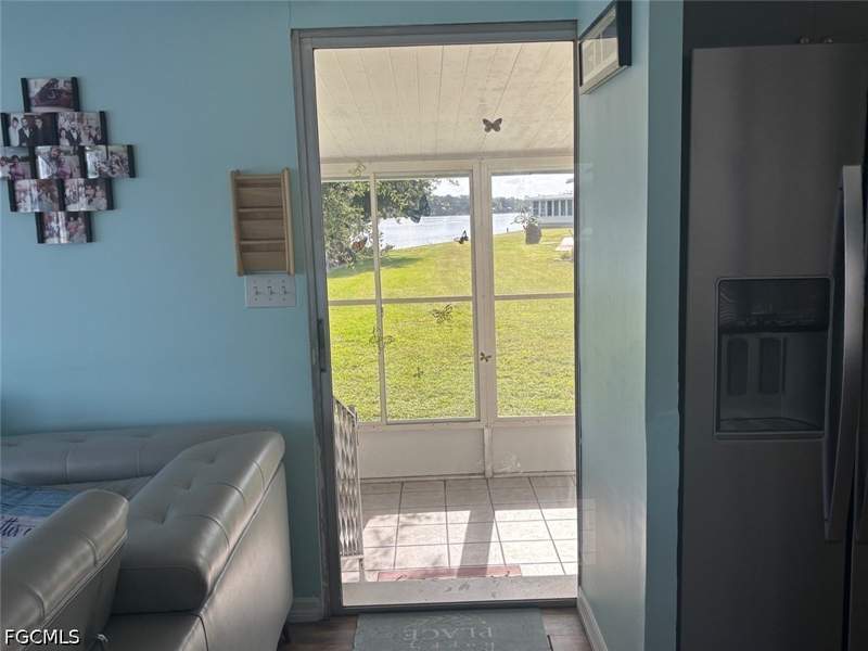 1 bedroom ManufacturedHome at 2012 S Olga Dr, Riverlawn Terrace, Fort Myers — photo 4