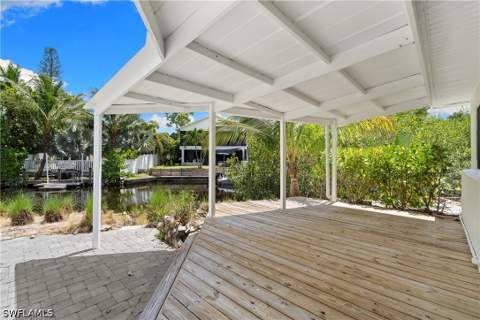 66 River Ct, Naples FL - photo 16 of 28