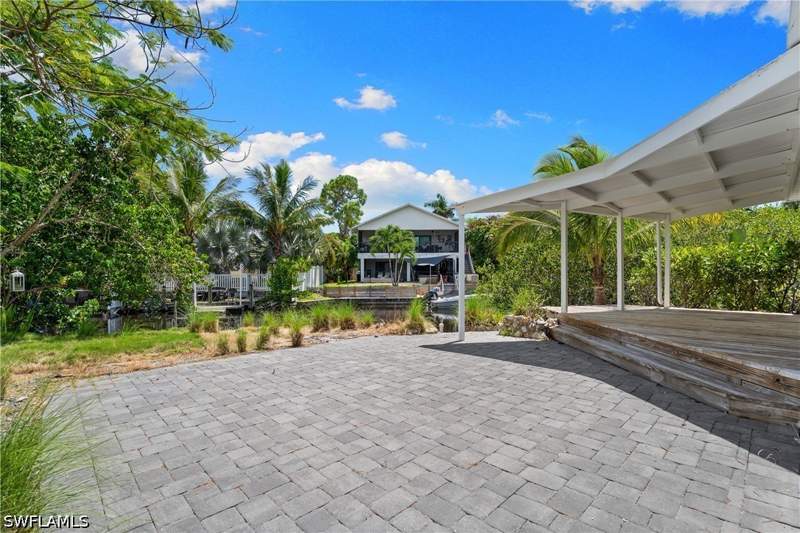 3 bedroom SingleFamilyResidence at 66 River Ct, Palm River Shores, Naples — photo 2