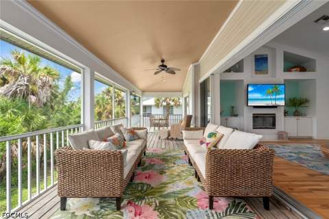 1858 Farm Trl, Sanibel FL - photo 6 of 48