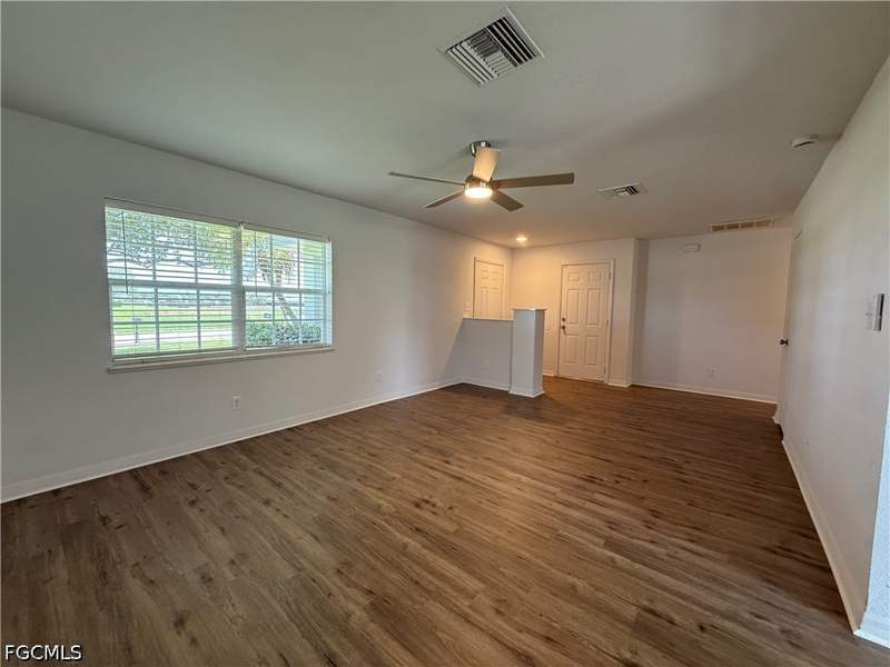 3 bedroom SingleFamilyResidence at 724 Orchard Park Dr, Clewiston, Clewiston — photo 4