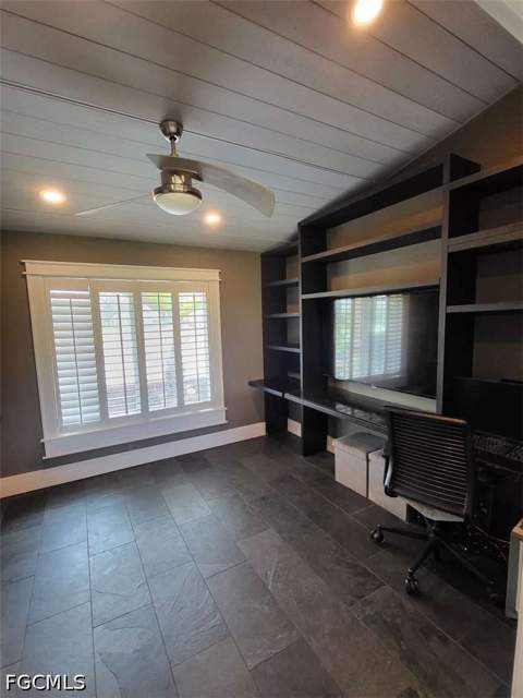 2257 Regal Way, Naples FL - photo 14 of 20