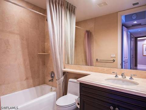 8787 Bay Colony Dr 302, Naples FL - photo 16 of 19