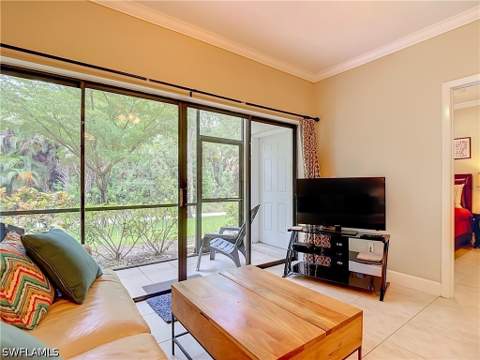 3323 Olympic Dr 716, Naples FL - photo 13 of 33