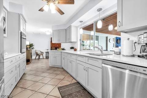 5027 Pelican Blvd, Cape Coral FL - photo 12 of 50