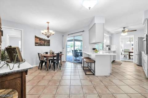 5027 Pelican Blvd, Cape Coral FL - photo 17 of 50
