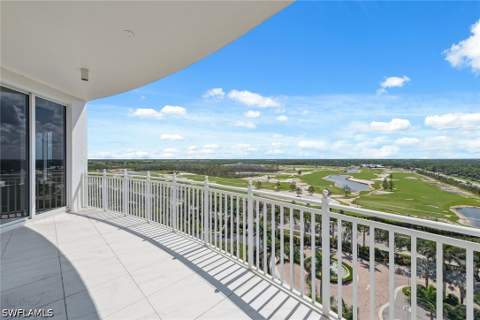 13675 Vanderbilt Dr 1105, Naples FL - photo 13 of 27