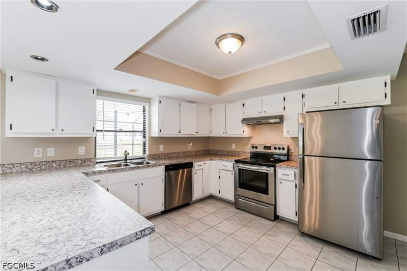 3 bedroom SingleFamilyResidence at 3411 SW 6th Pl, Cape Coral, Cape Coral — photo 5