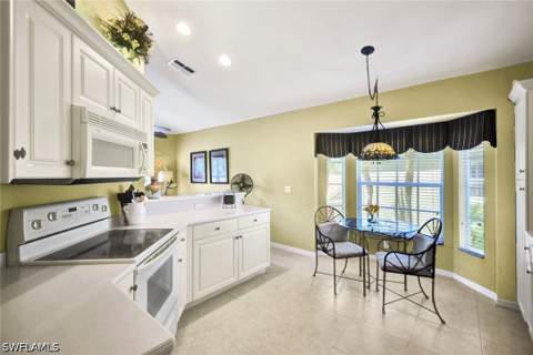 20101 Seagrove St 705, Estero FL - photo 8 of 35