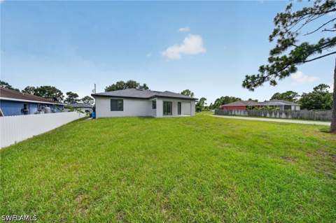 2918 48th St W, Lehigh Acres FL - photo 24 of 32