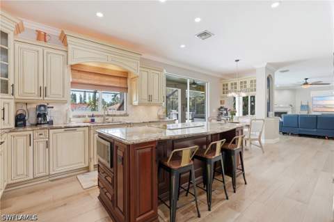 308 Wentworth Ct, Naples FL - photo 12 of 41
