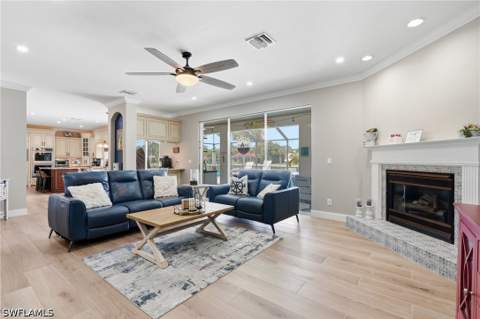 308 Wentworth Ct, Naples FL - photo 8 of 41