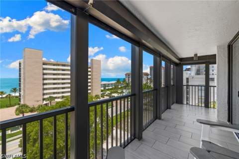 10482 Gulf Shore Dr 251, Naples FL - photo 24 of 46