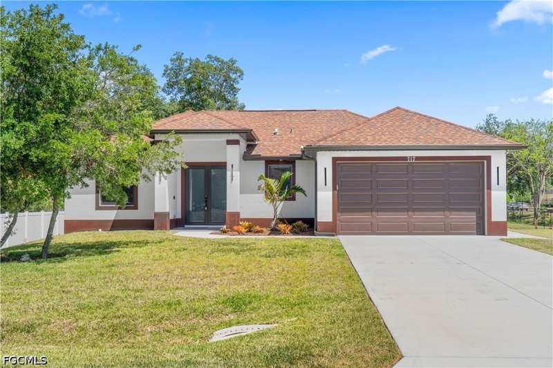 3 bedroom SingleFamilyResidence at 165 Patio St, Lehigh Acres, Lehigh Acres — photo 1