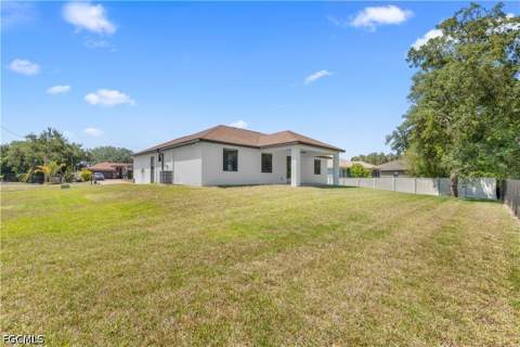 165 Patio St, Lehigh Acres FL - photo 21 of 25