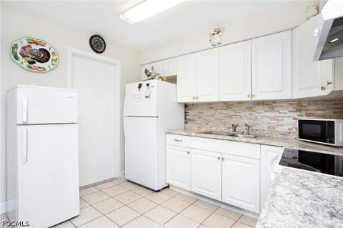 515 York Rd, Lehigh Acres FL - photo 18 of 22