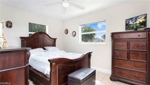 515 York Rd, Lehigh Acres FL - photo 6 of 22