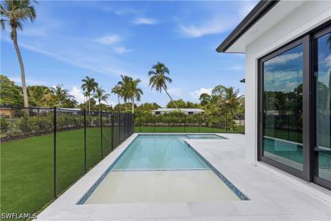 2200 11th St N, Naples FL - photo 20 of 41