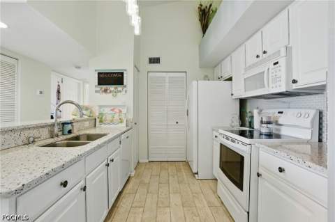 4121 Residence Dr 324, Fort Myers FL - photo 6 of 20
