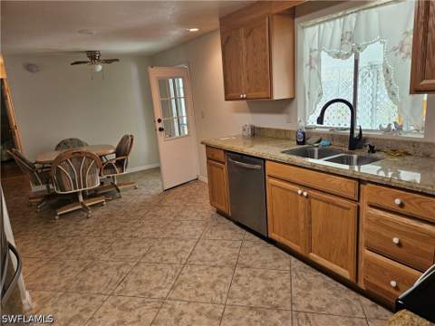 859 Manatee Rd, Naples FL - photo 14 of 37