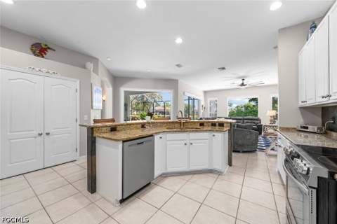 8951 Abbotsford Ter, Fort Myers FL - photo 18 of 50