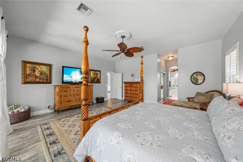 8951 Abbotsford Ter, Fort Myers FL - photo 7 of 50