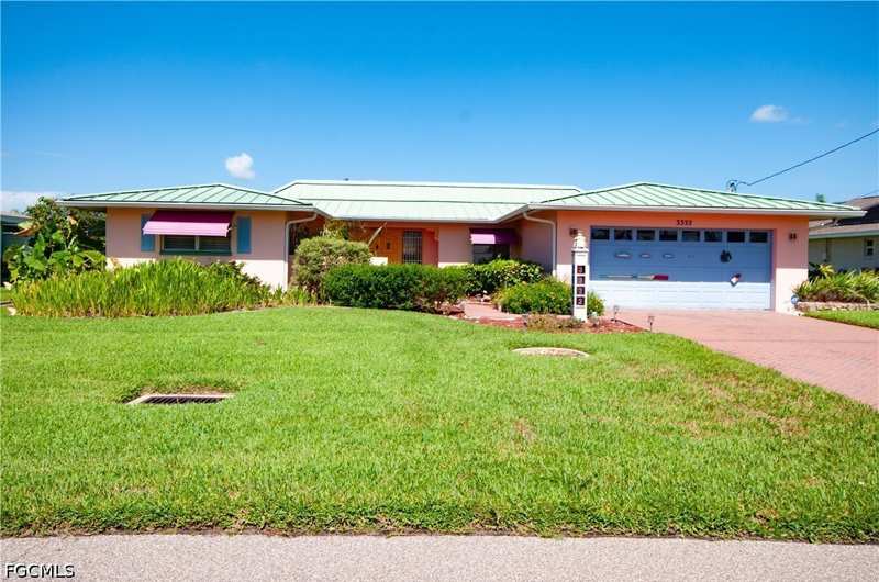3 bedroom SingleFamilyResidence at 3332 SE 19th Ave, Cape Coral, Cape Coral — photo 1
