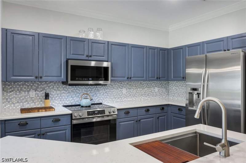 2 bedroom Condominium at 6355 Lexington Ct 102, Lexington, Naples — photo 3