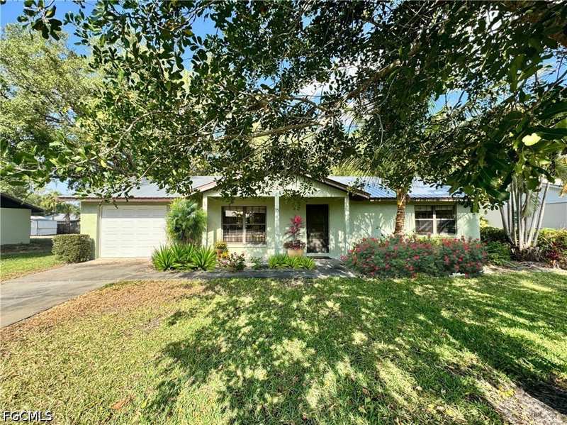 2 bedroom SingleFamilyResidence at 75 Hardee St, Labelle, Labelle — photo 1