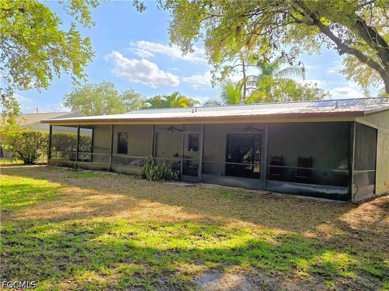 2 bedroom SingleFamilyResidence at 75 Hardee St, Labelle, Labelle — photo 4