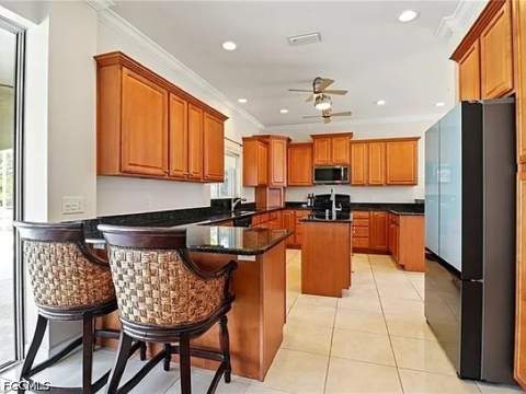 1931 SW 17th Pl, Cape Coral FL - photo 13 of 49