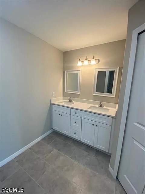 2930 Diplomat Pkwy W, Cape Coral FL - photo 7 of 31