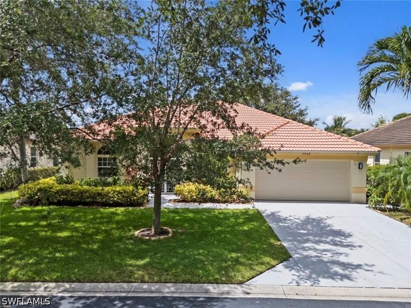 3 bedroom SingleFamilyResidence at 7538 Citrus Hill Ln, Orchards, Naples — photo 3
