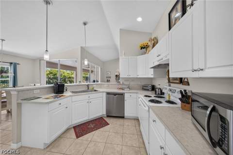 2613 SW 27th St, Cape Coral FL - photo 10 of 33