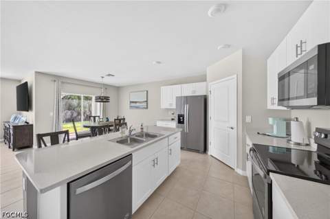 18508 Marlin Kite Ln, North Fort Myers FL - photo 10 of 29
