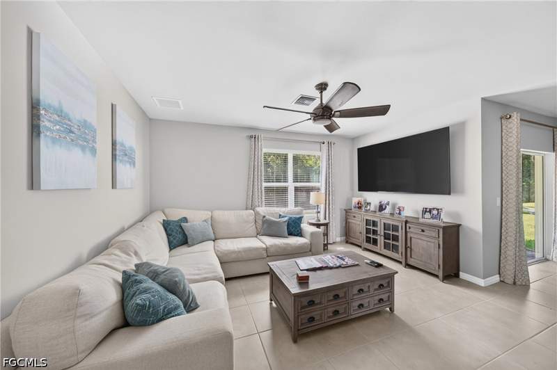 4 bedroom SingleFamilyResidence at 18508 Marlin Kite Ln, Brightwater, North Fort Myers — photo 3