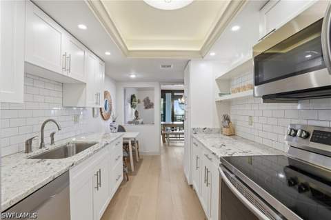 2400 Gulf Shore Blvd N 603, Naples FL - photo 9 of 48