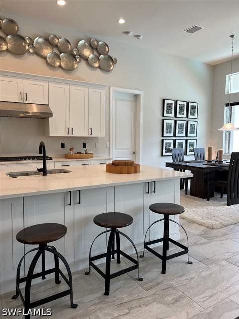 8967 Redonda Dr, Naples FL - photo 6 of 12