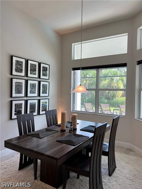 8967 Redonda Dr, Naples FL - photo 7 of 12